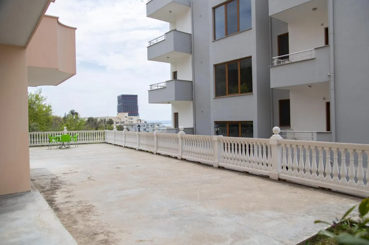 Villa Dei Limoni Durres 0*, Shkallnur Albania