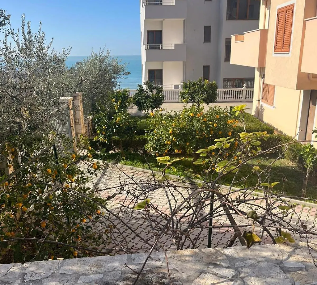 Villa Dei Limoni Durres 0*, Shkallnur Albania