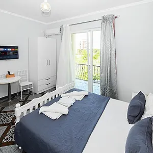 Fama Hotel